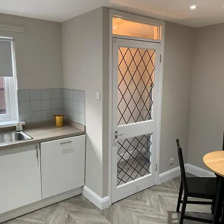 City Break Plush Pad, Walking Distance To City Centre Belfast Exterior photo